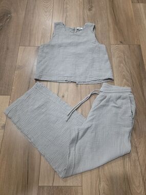 Z Supply Light Green/Sage Gauze Tank & Drawstring Joggers